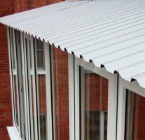 Крыша на балкон